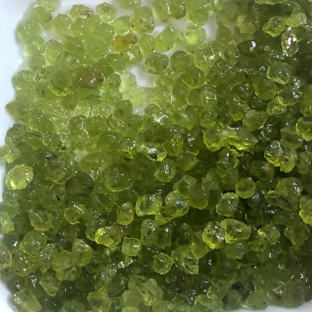 Aquarium Marine Stone - 20g/Pack Natural Peridot Olivine Quartz Crystals