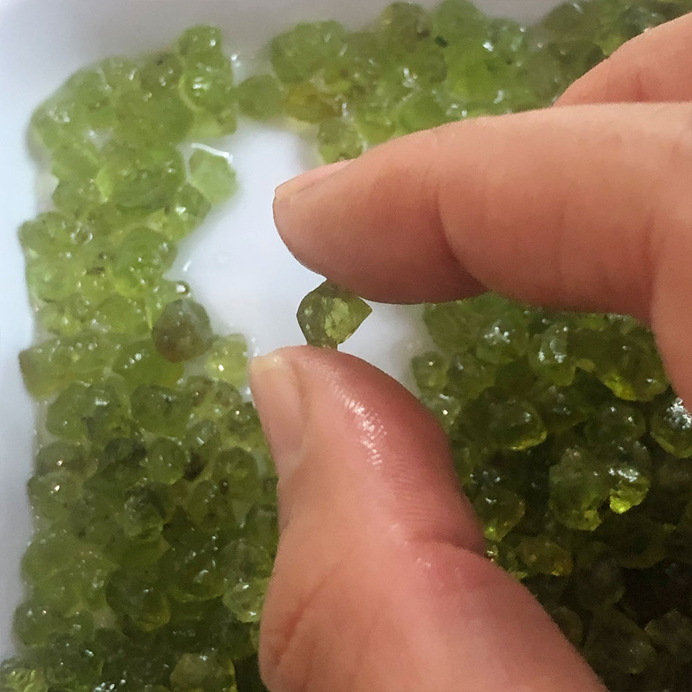 20g/Pack Natural Peridot Olivi - Aquarium Marine Stone ulasan dan harga